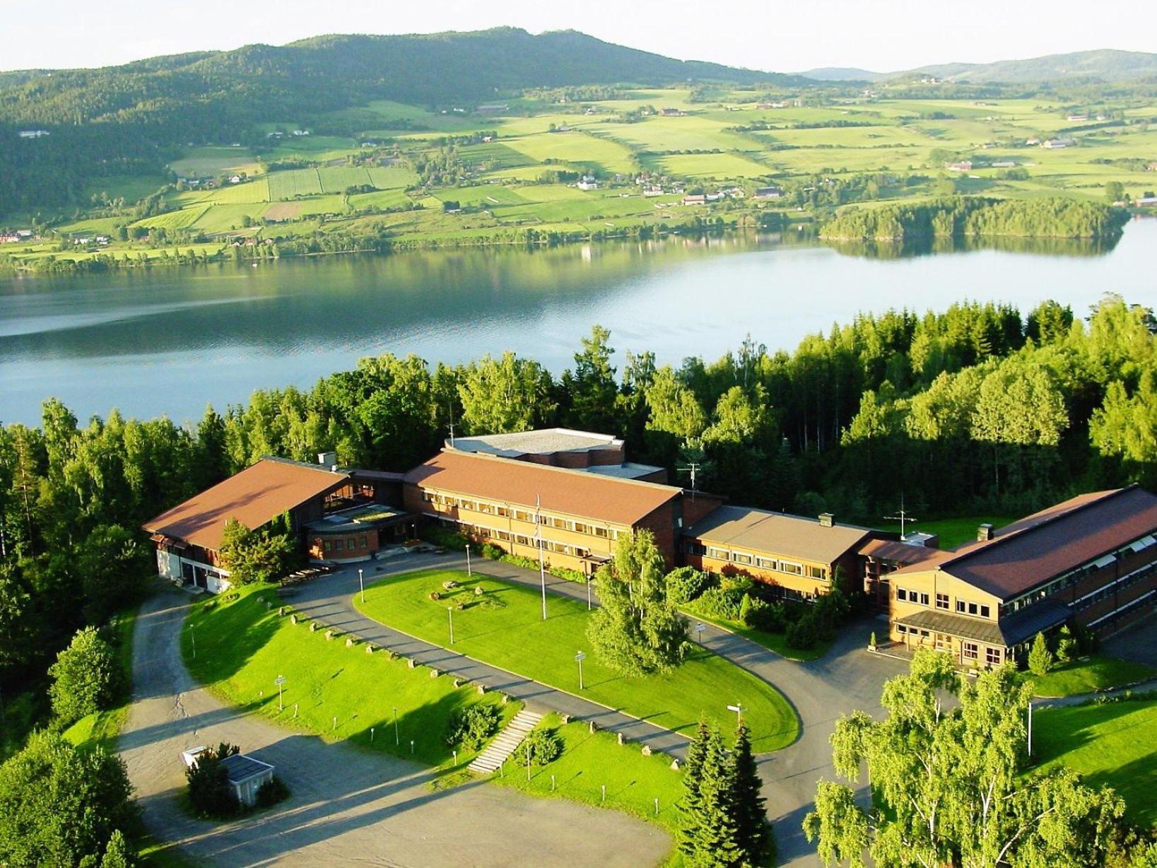 Honne Hotell Biri Екстер'єр фото